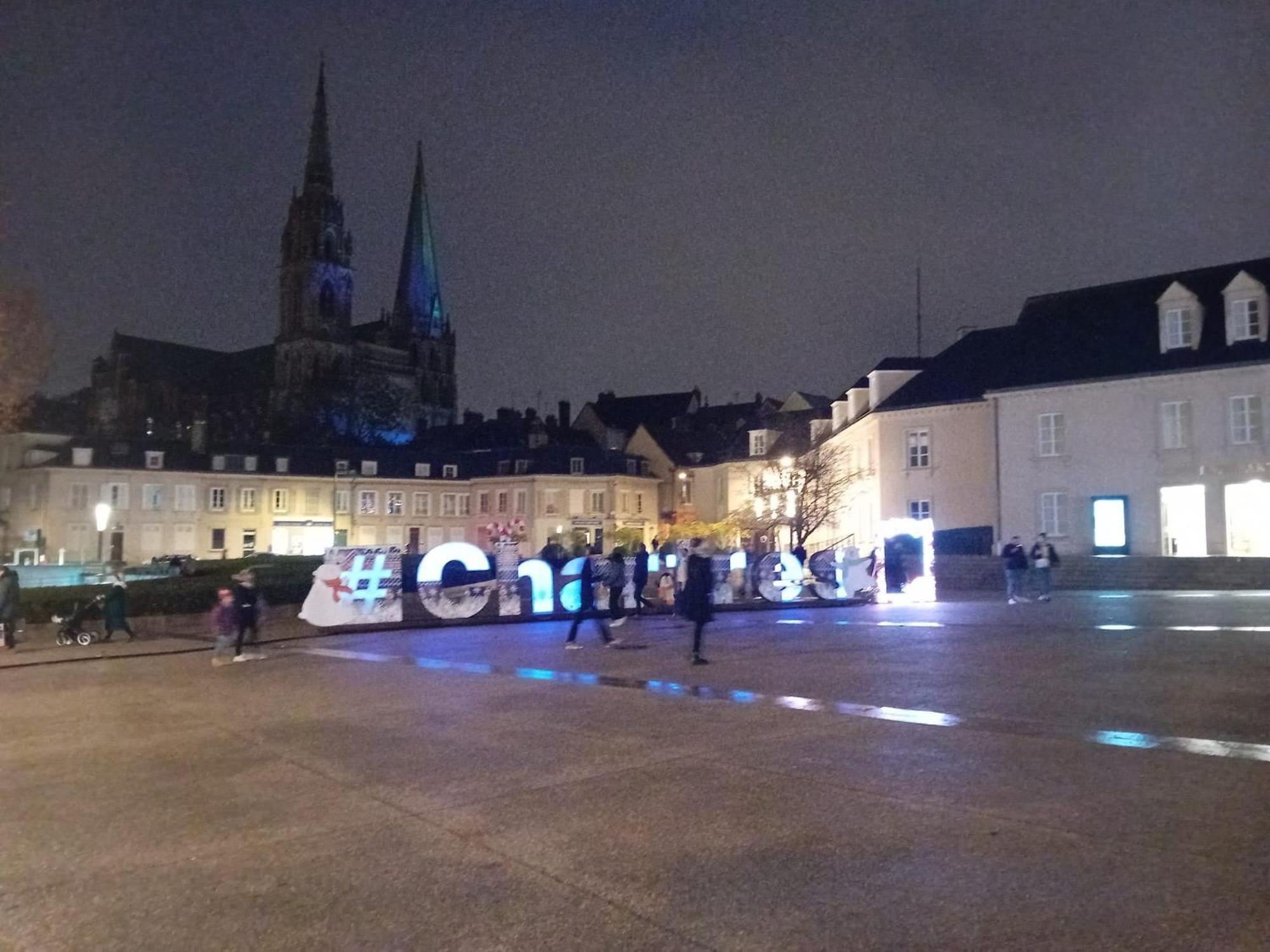 L'Eden De Chartres Apartman Kültér fotó